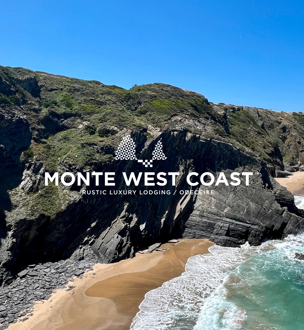 Paisagem costeira com a identidade Monte West Coast